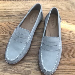 Sperry Loafer